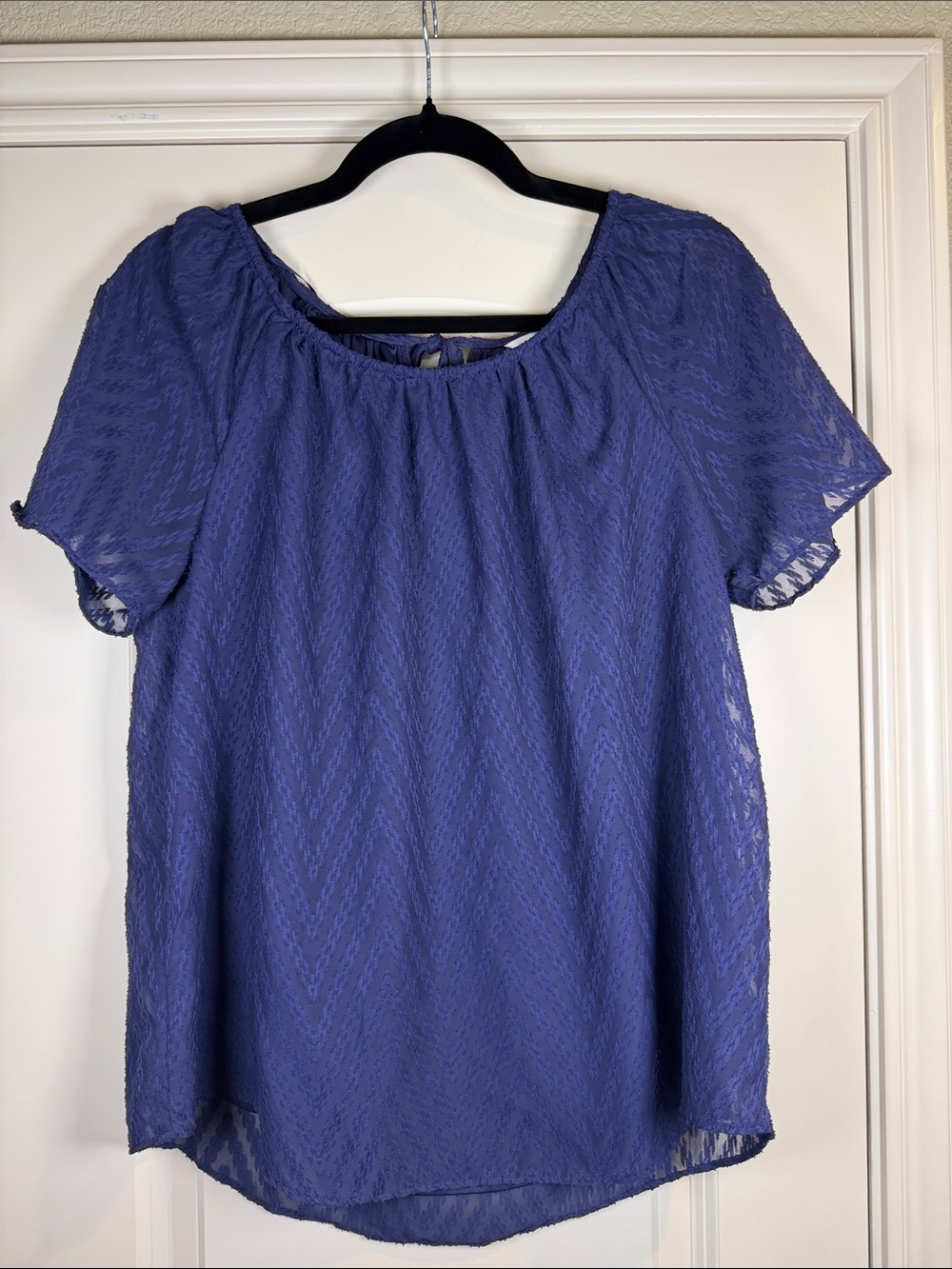 LC Lauren Conrad Navy Textured Short-Sleeve Blouse - Size L